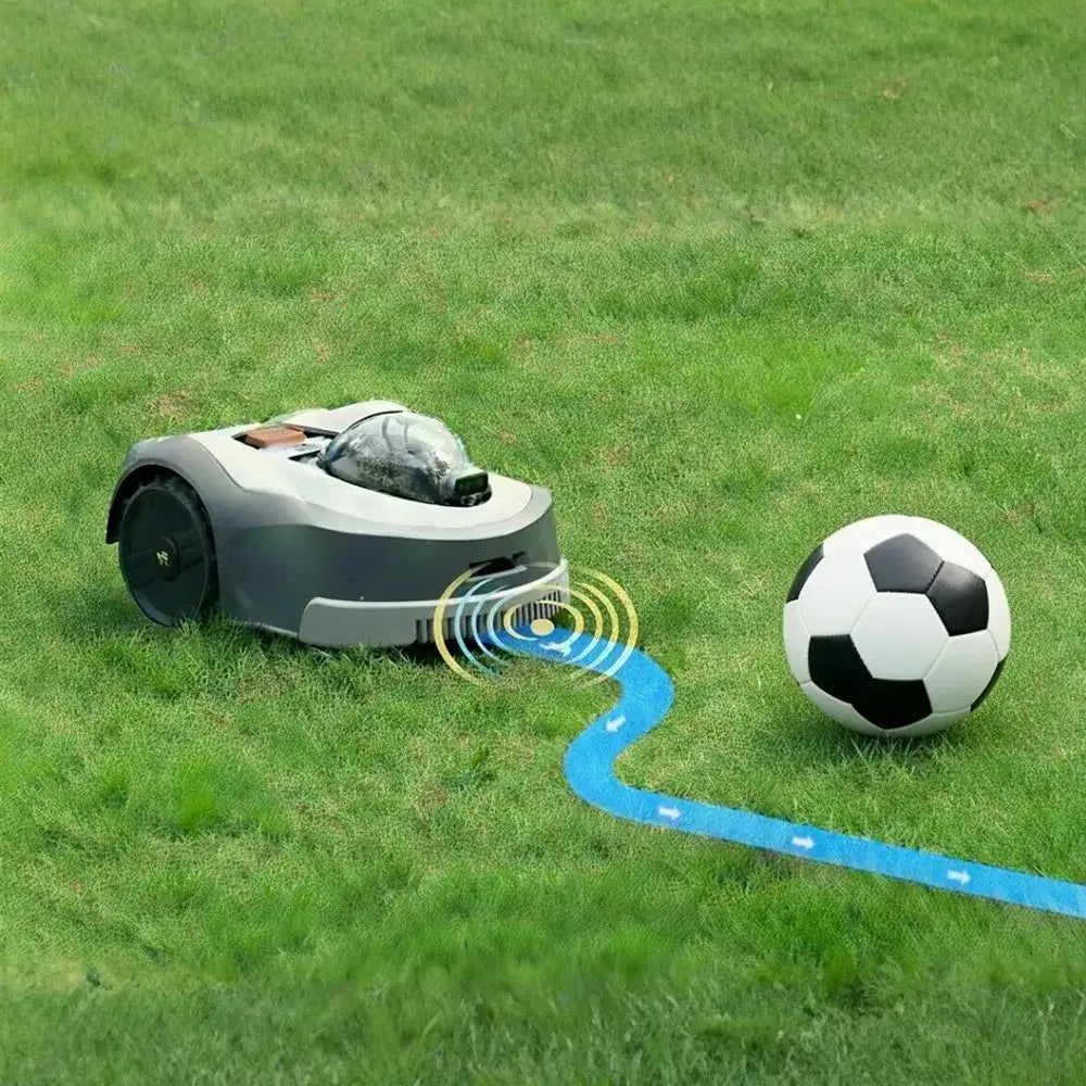 Robot tondeuse Novabot N2000 évitant un obstacle avec capteurs ToF et caméra HD